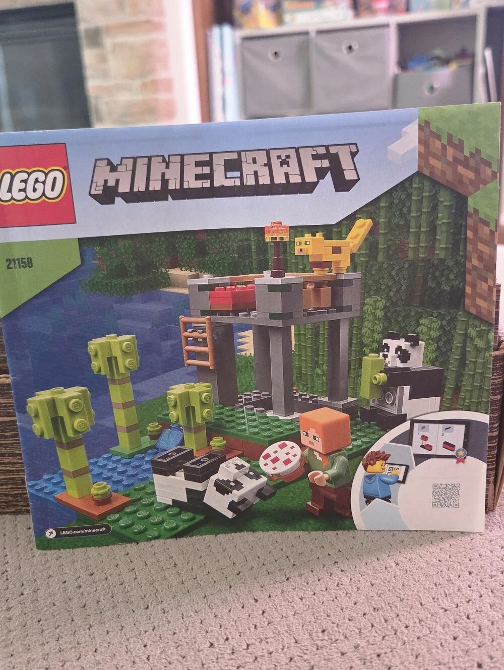 Lego minecraft panda